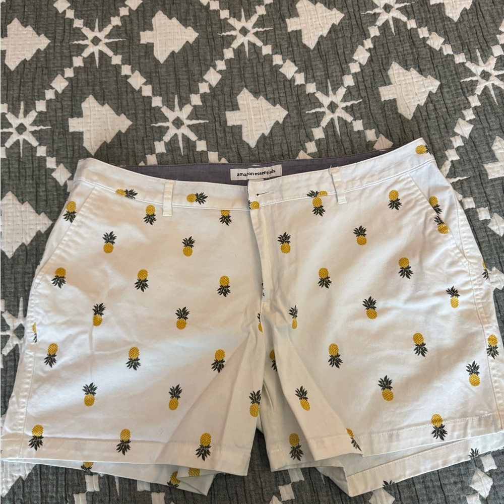 Amazon Essentials White Pineapple Print Shorts